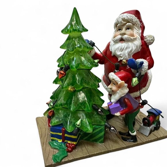 Santa Tree Lighting - Picture 2 of 4